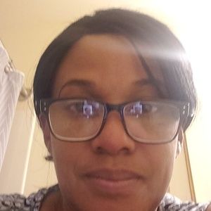 Meet your Posher, Deborah